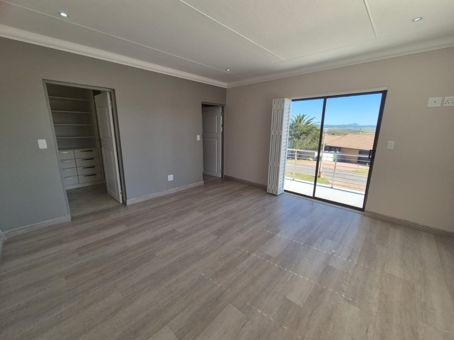 3 Bedroom Property for Sale in Hartenbos Heuwels Western Cape